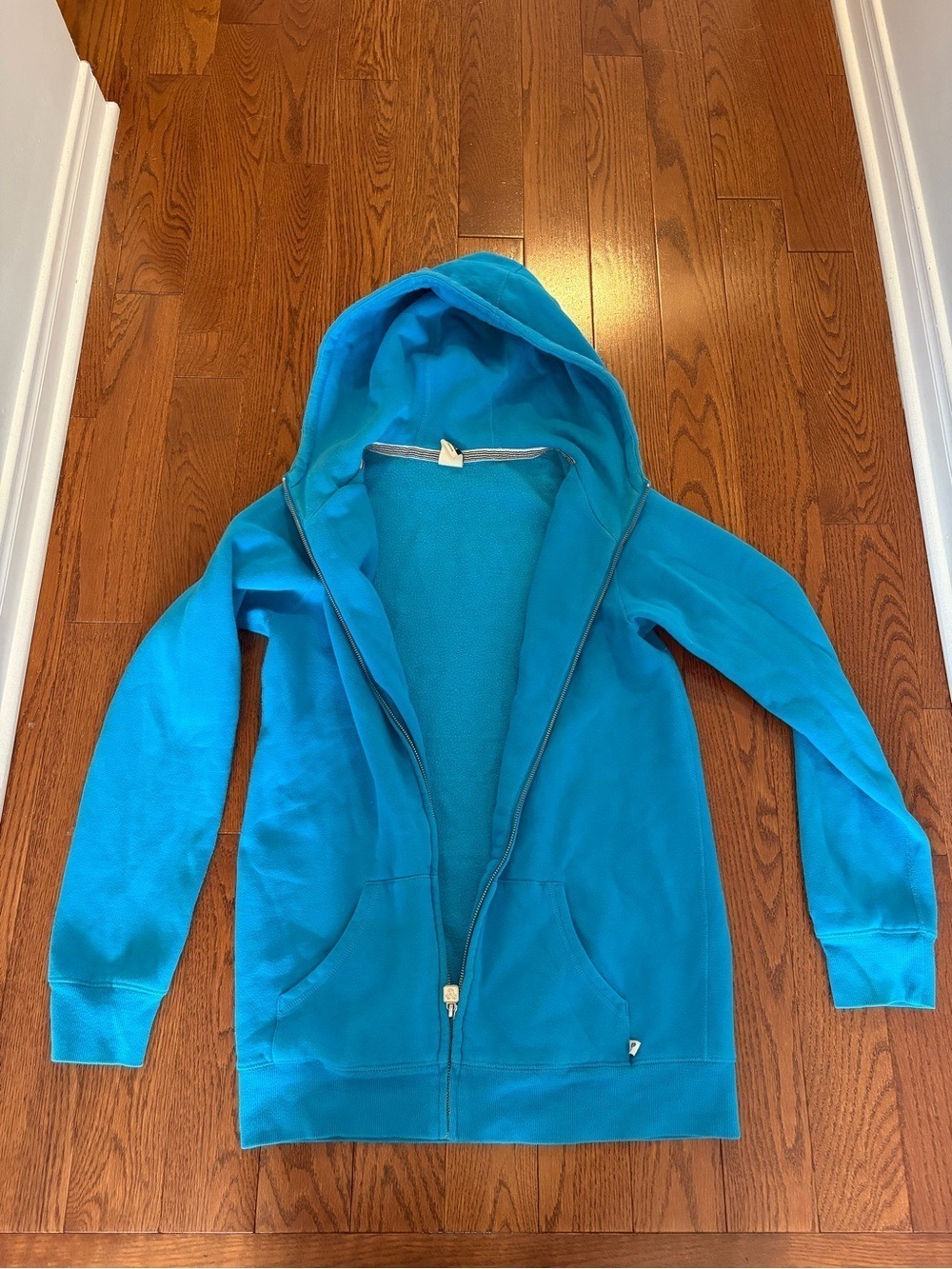 Aritzia TNA Hooded Zip Sweater Medium - Picture 2 of 4